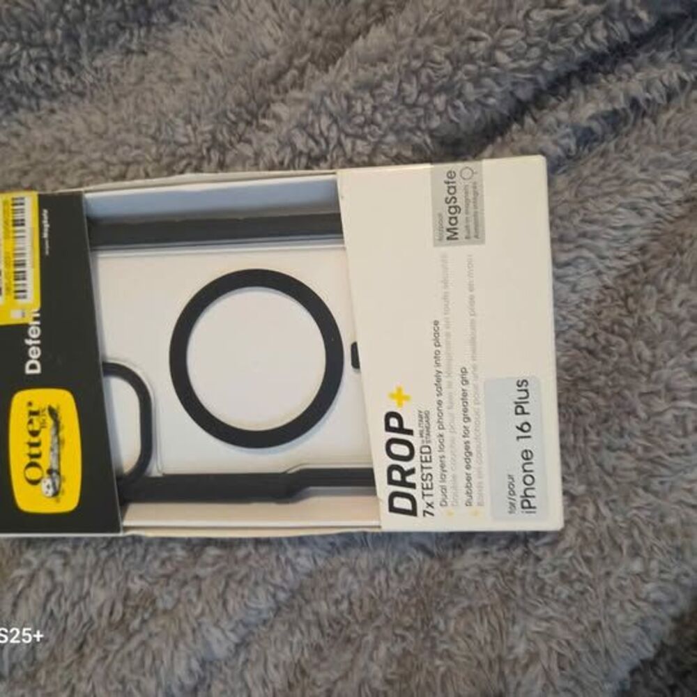 OtterBox Defender Series Case for iPhone 16 Plus